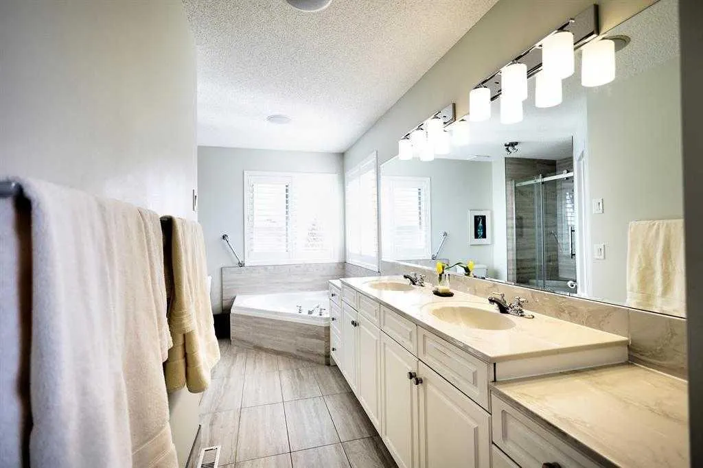 82 Mt Gibraltar Heights SE