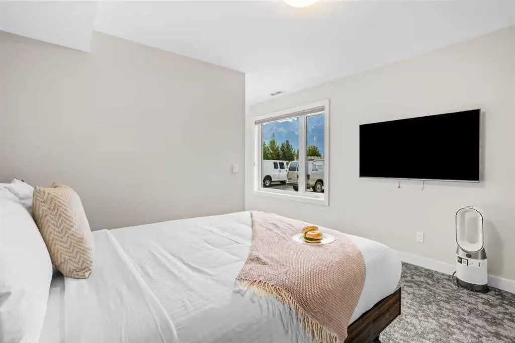 1106 Bow Valley Trail, #113