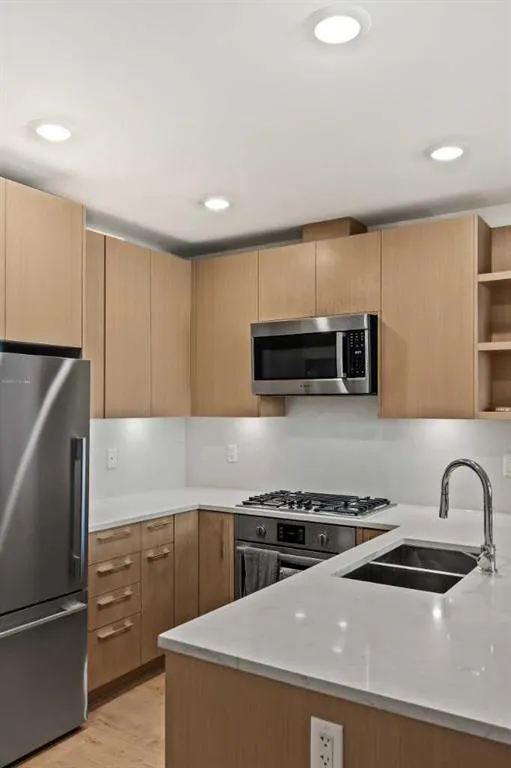 88 9 Street NE, #514