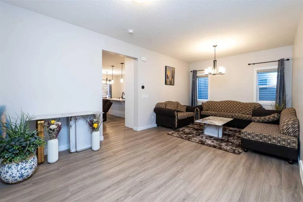 292 Homestead Grove NE