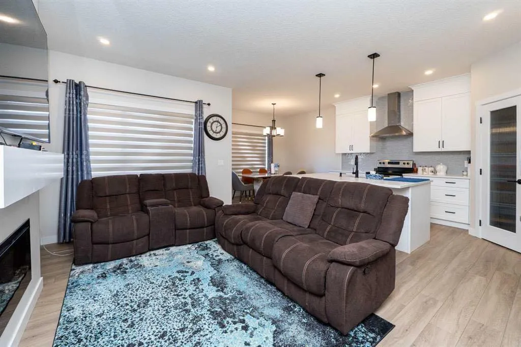 292 Homestead Grove NE