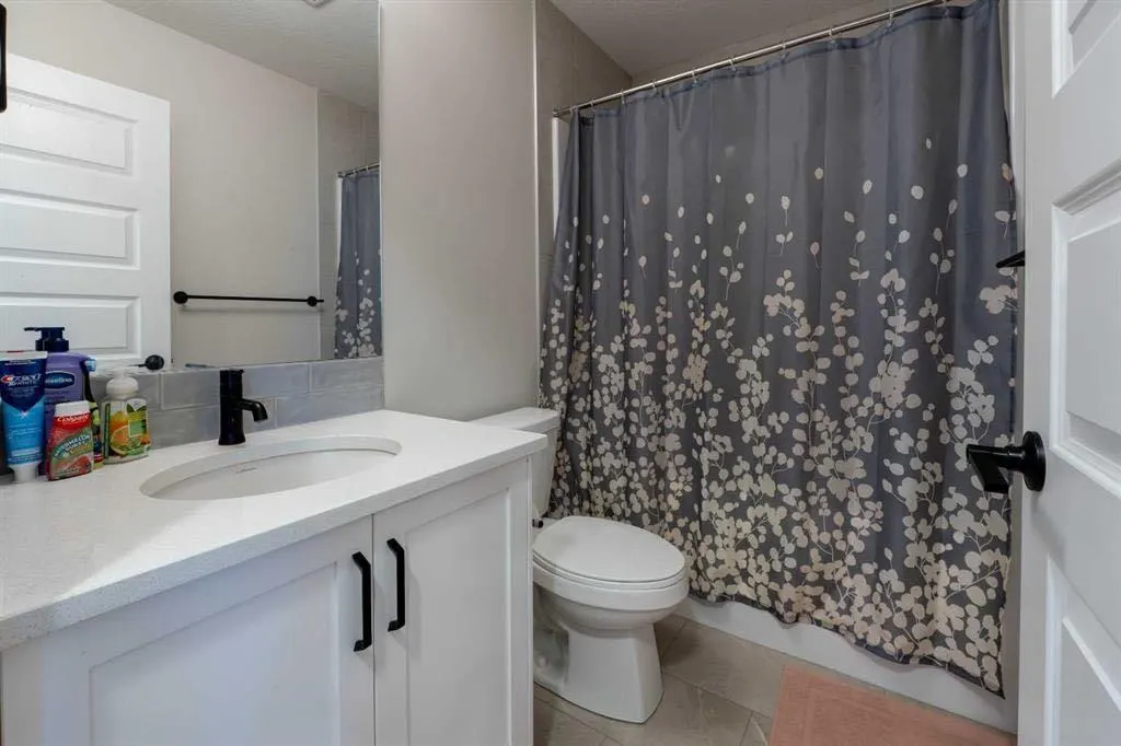 292 Homestead Grove NE