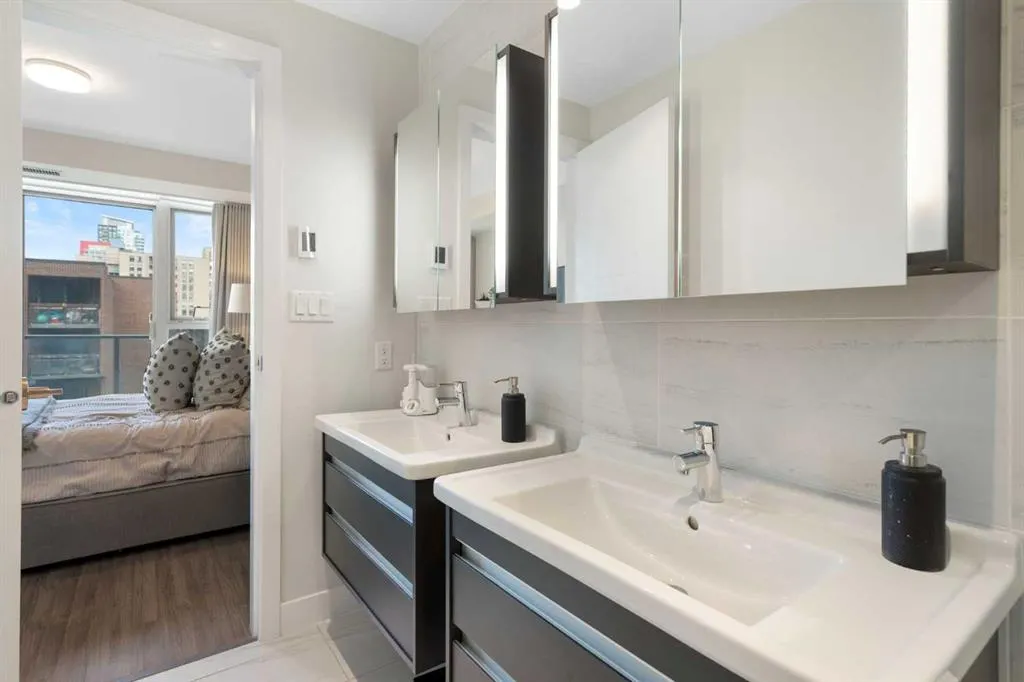 930 16 Avenue SW, #602