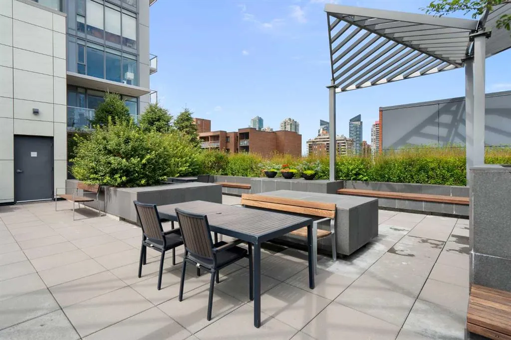 930 16 Avenue SW, #602