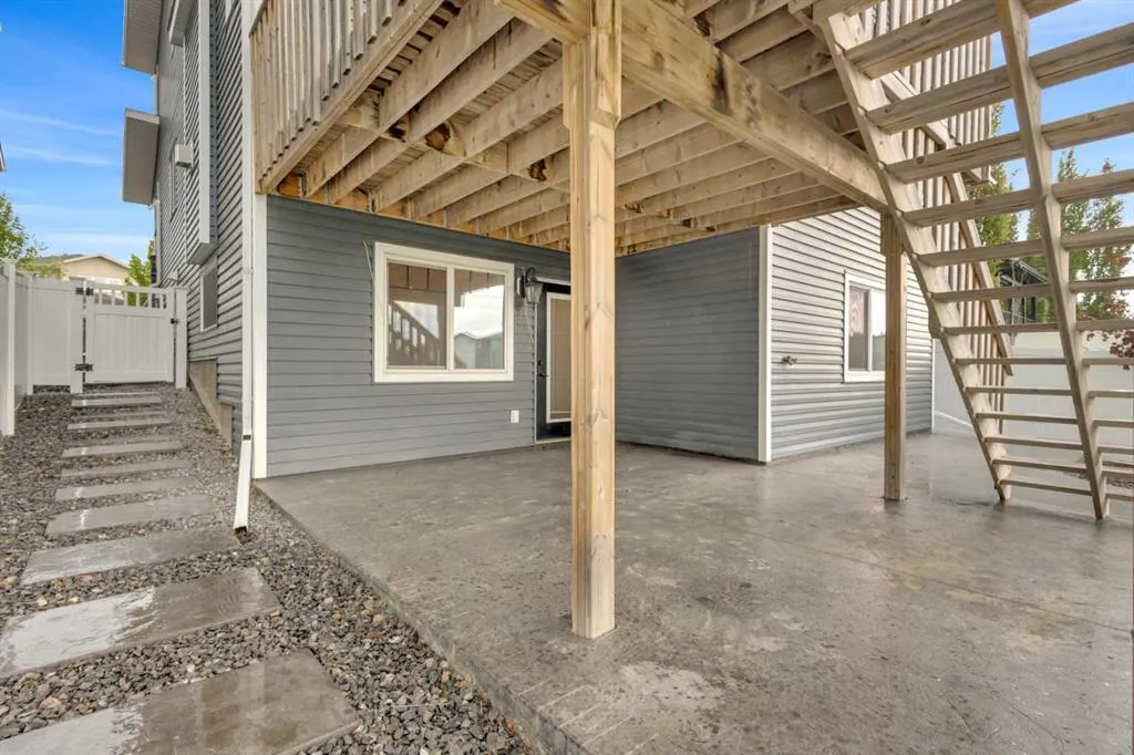 60 Thompson Crescent