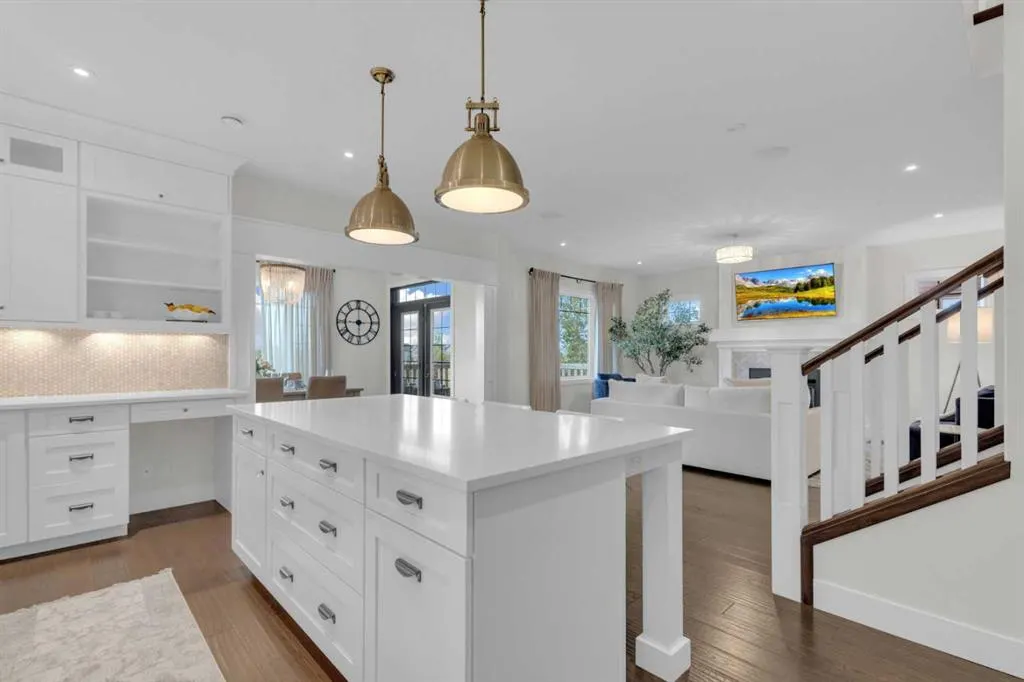 60 Thompson Crescent
