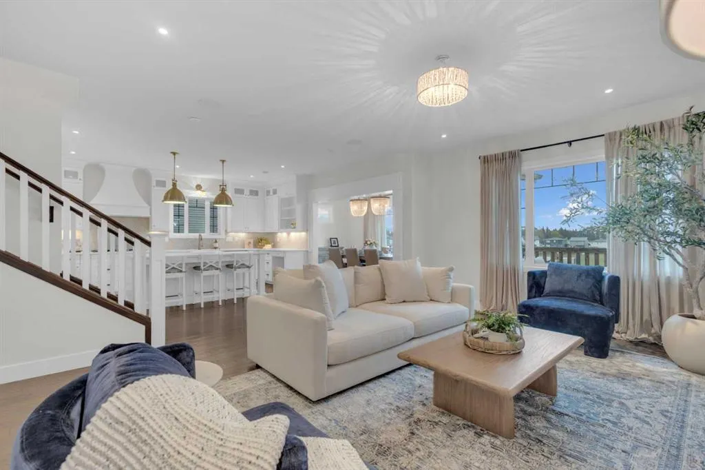 60 Thompson Crescent