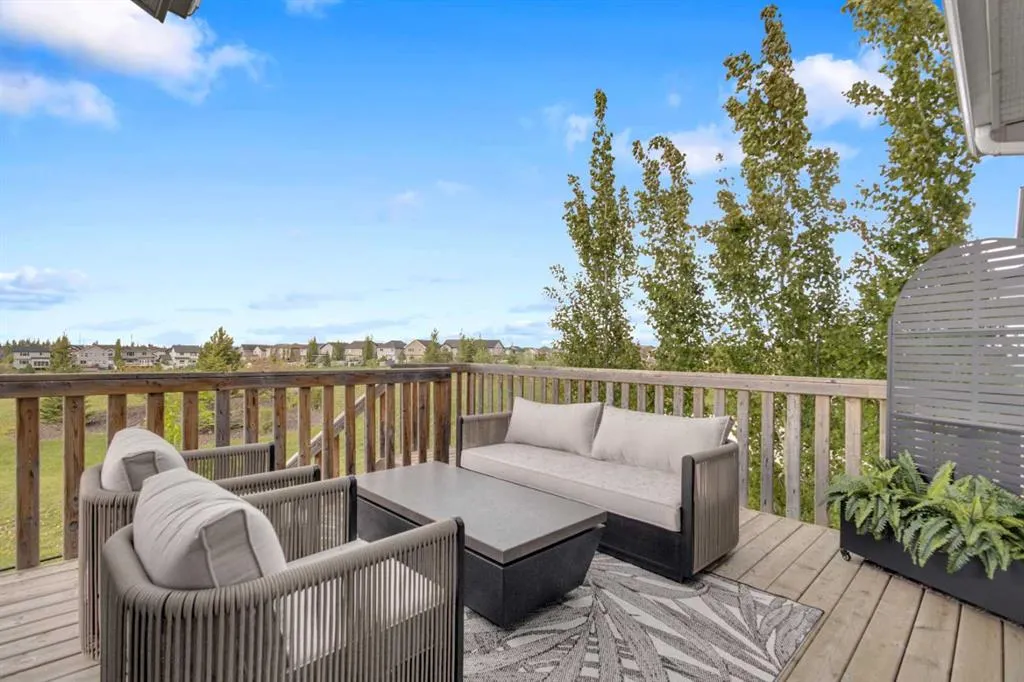 60 Thompson Crescent
