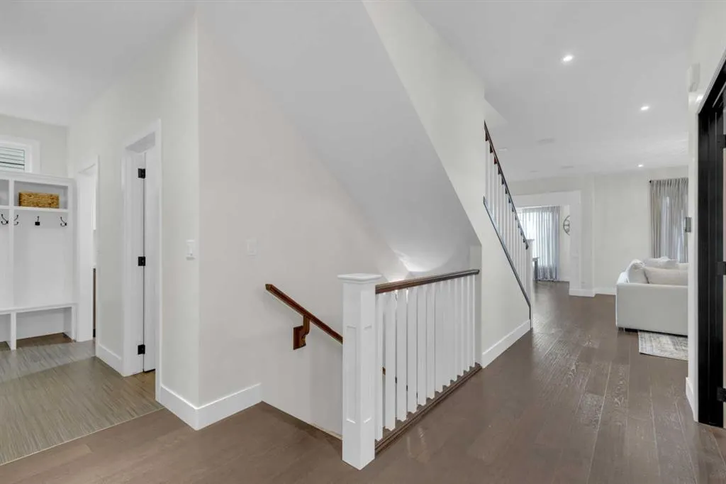60 Thompson Crescent