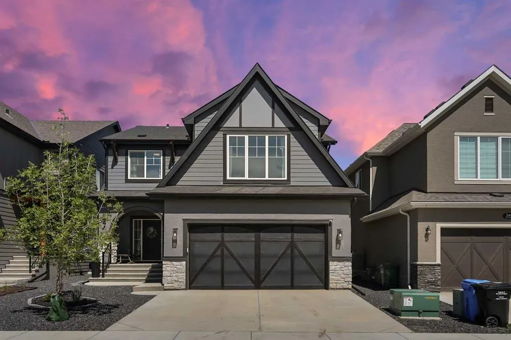 244 Marina Grove SE