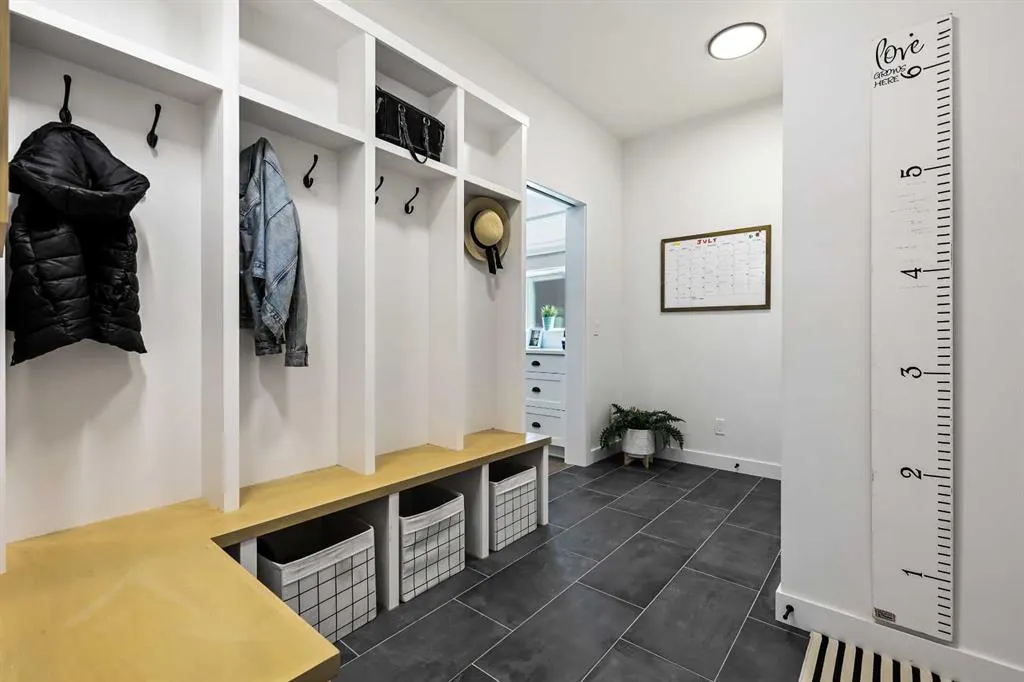 244 Marina Grove SE