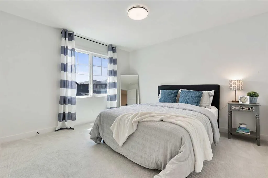 244 Marina Grove SE