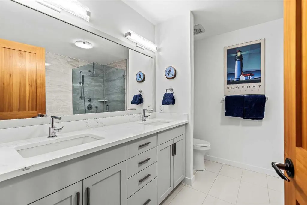 101 Armstrong, #2