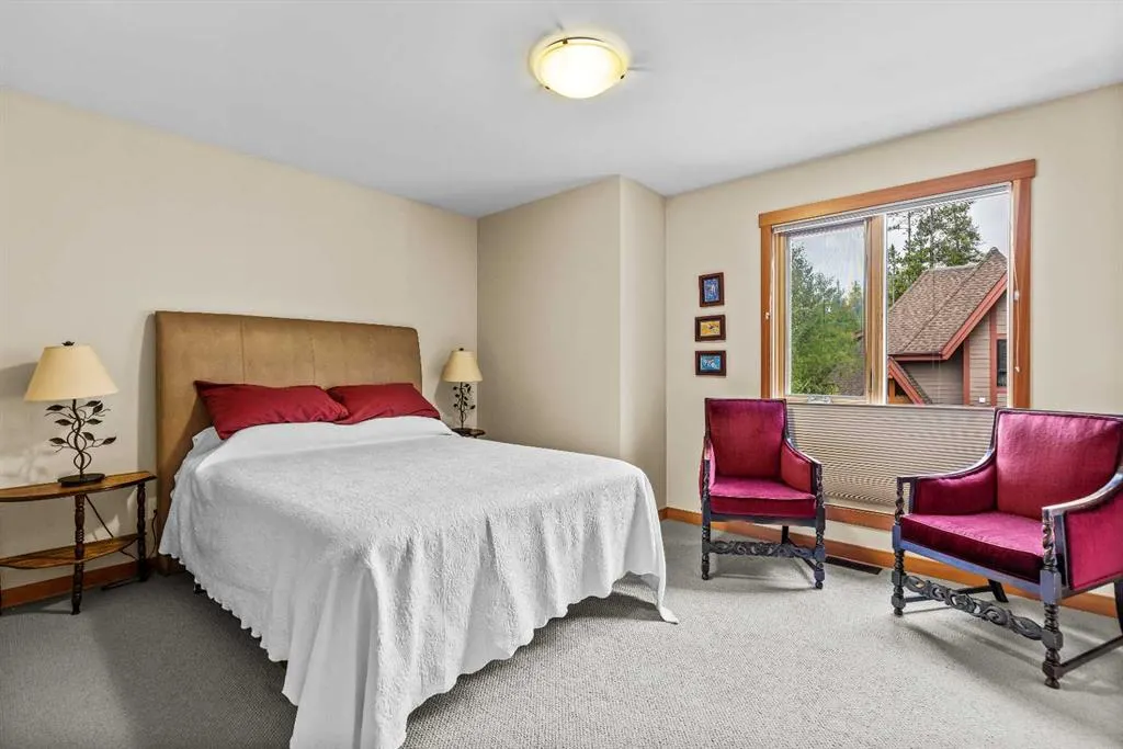 101 Armstrong, #2