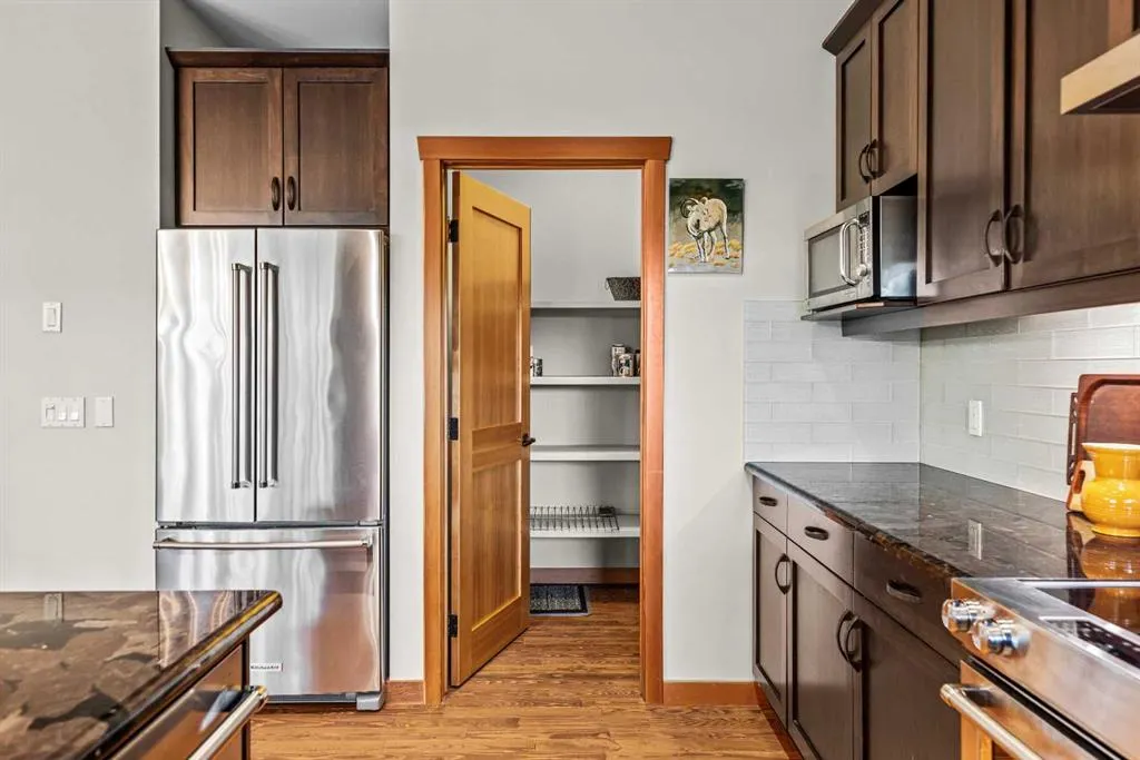 101 Armstrong, #2