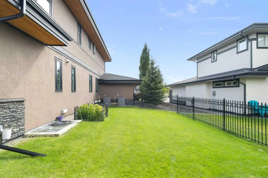 67 Stoneypointe Place