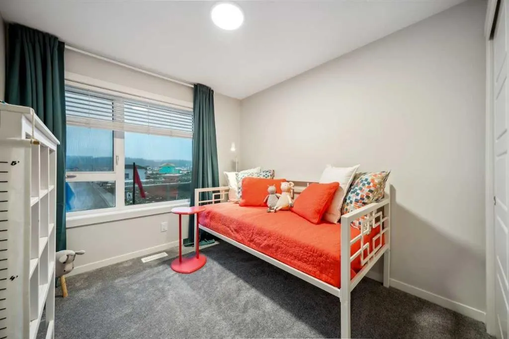 24 Park Street, #504