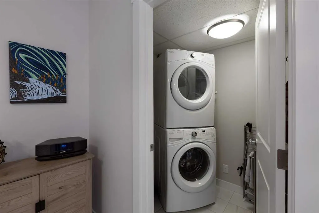 32 Varsity Estates Circle NW, #109