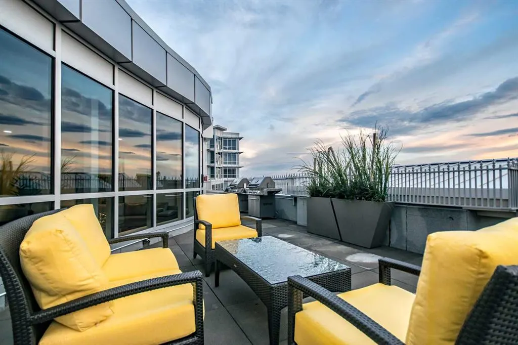 32 Varsity Estates Circle NW, #109