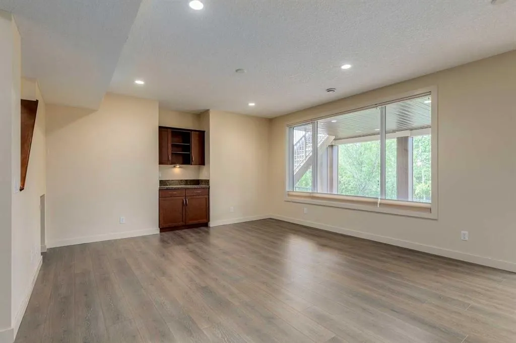 94 Tuscany Summit Green NW