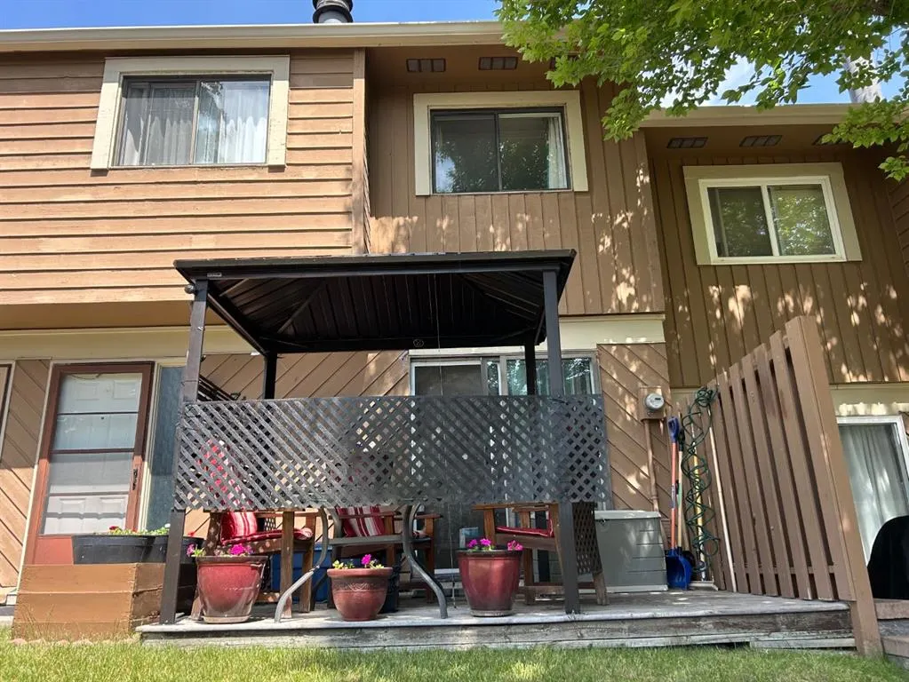 4940 39 Avenue SW, #71