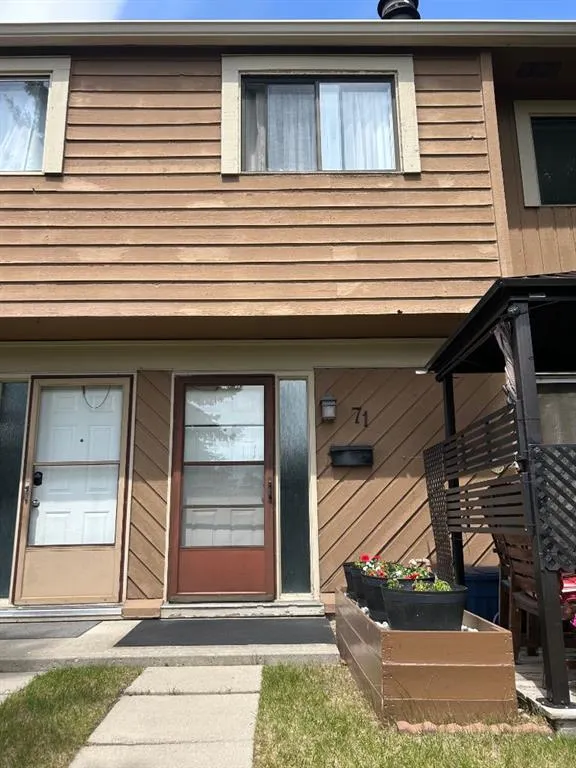 4940 39 Avenue SW, #71