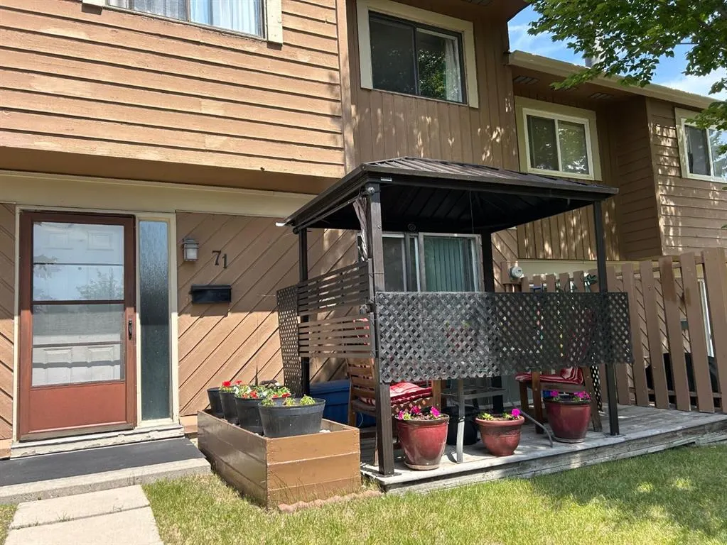 4940 39 Avenue SW, #71