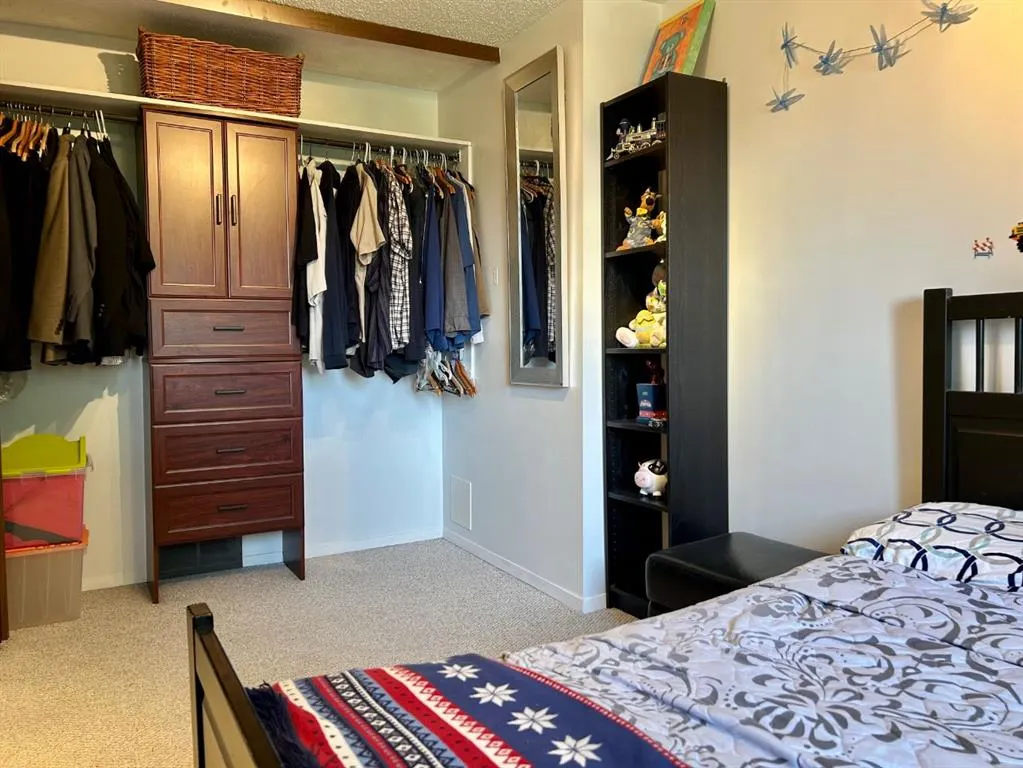 4940 39 Avenue SW, #71