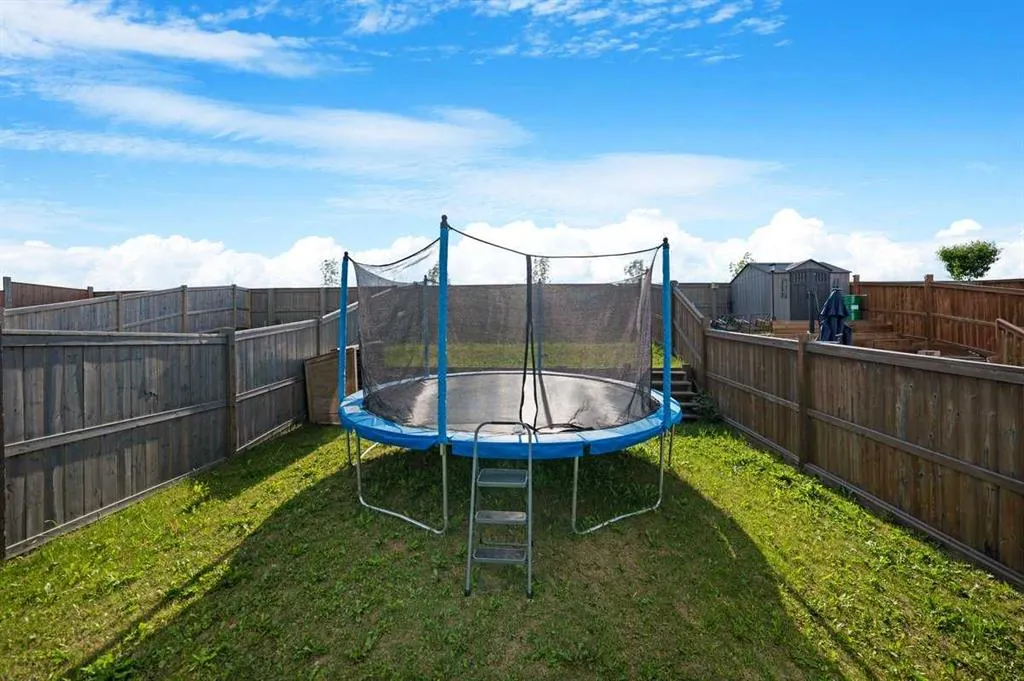 31 Baysprings Way SW
