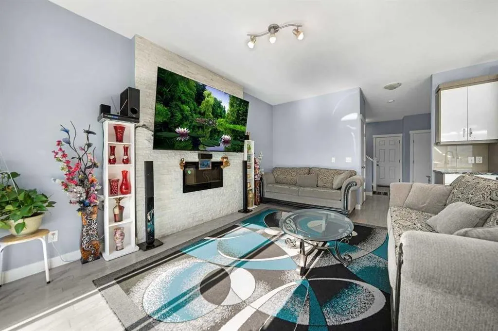 31 Baysprings Way SW