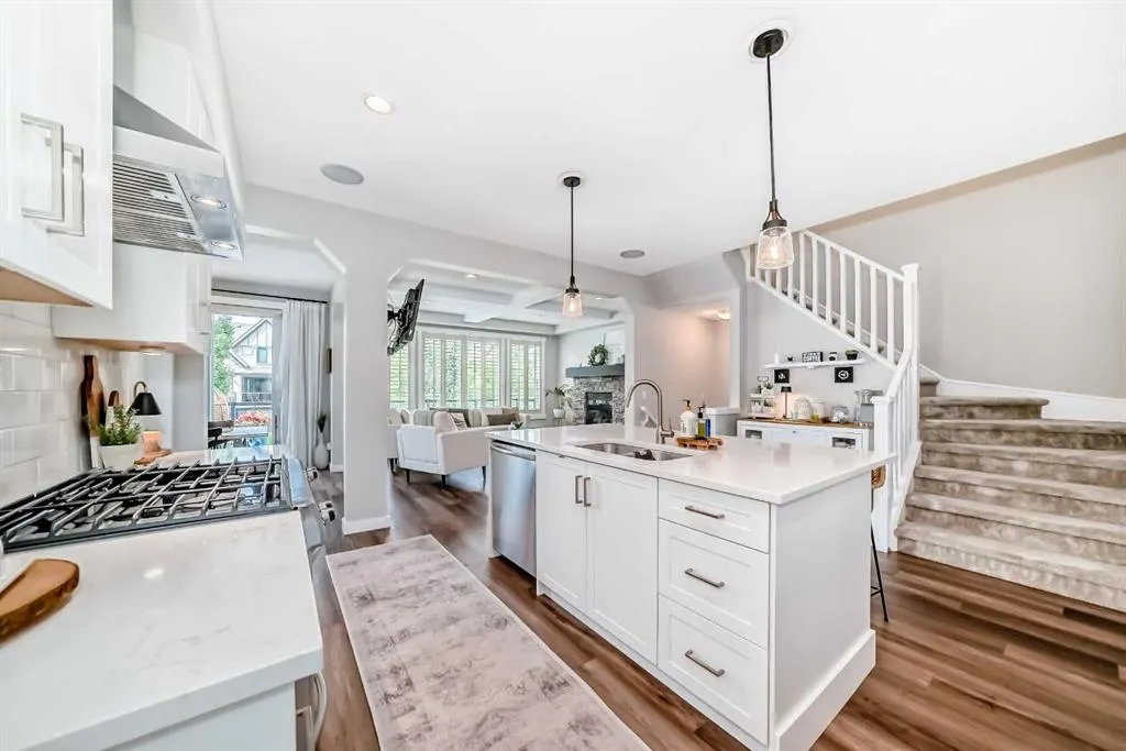 263 Coopers Hill SW