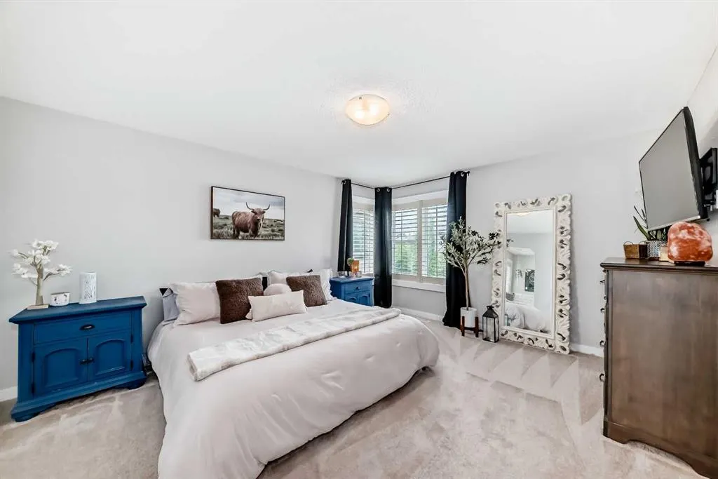 263 Coopers Hill SW