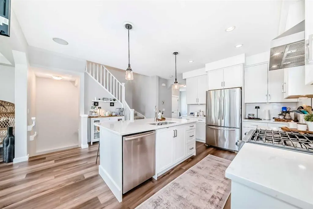 263 Coopers Hill SW