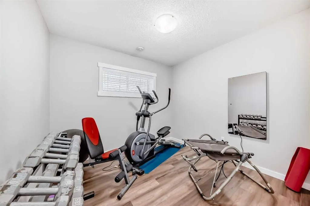 263 Coopers Hill SW
