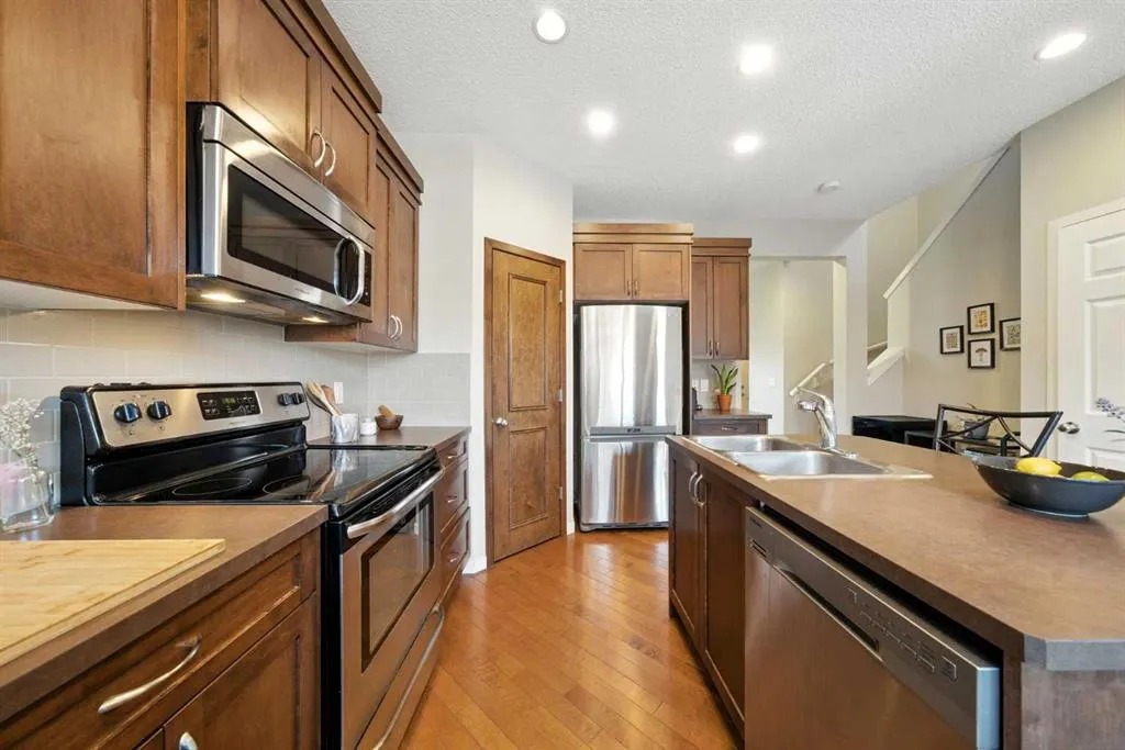 420 Cranberry Circle SE
