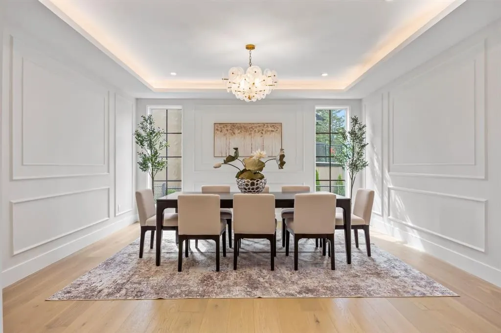 12 Vardana Place NW