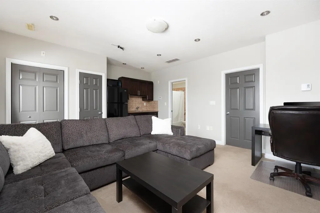193 Sandstone Lane
