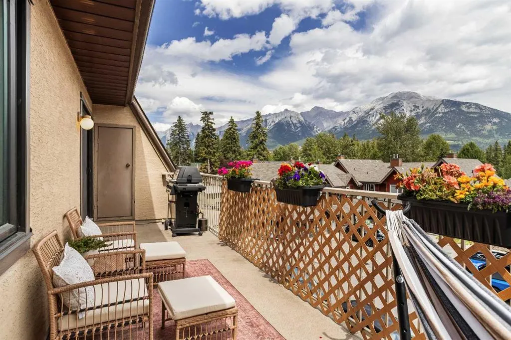 200 Three Sisters Drive, #220