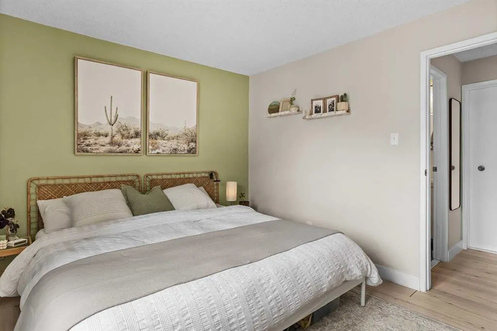 200 Three Sisters Drive, #220