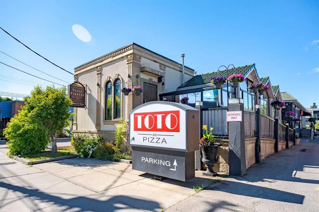 638 Meredith Road NE, #104