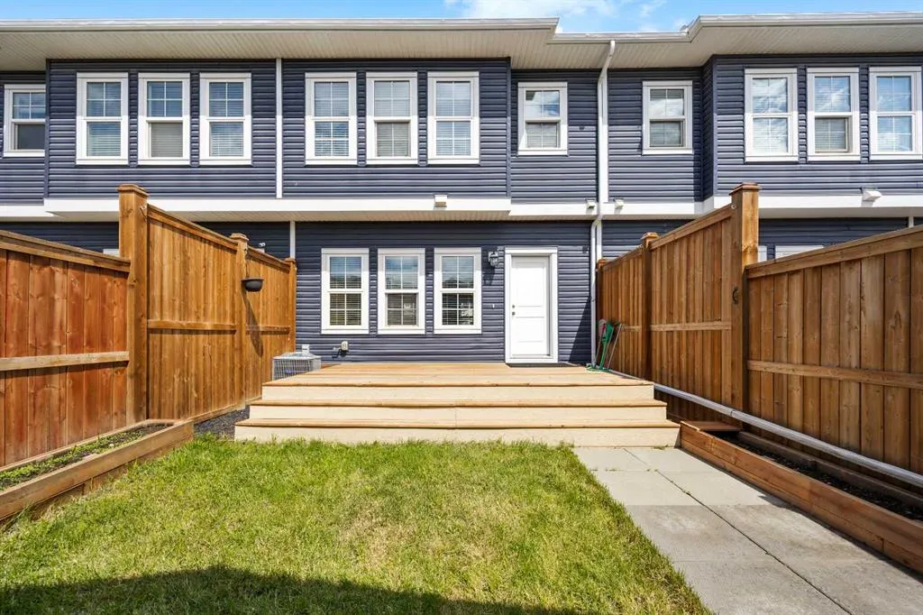 1209 Carrington Boulevard NW