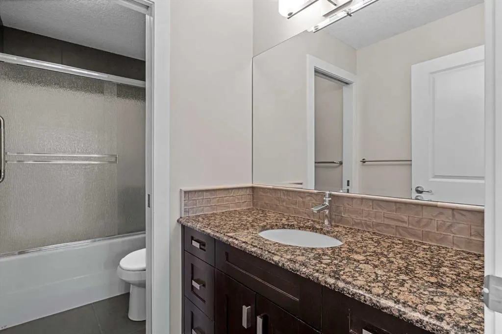 54 Auburn Sound Place SE