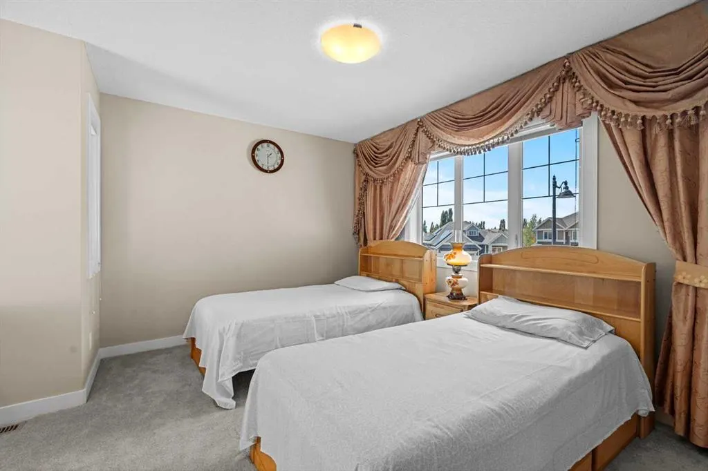 54 Auburn Sound Place SE