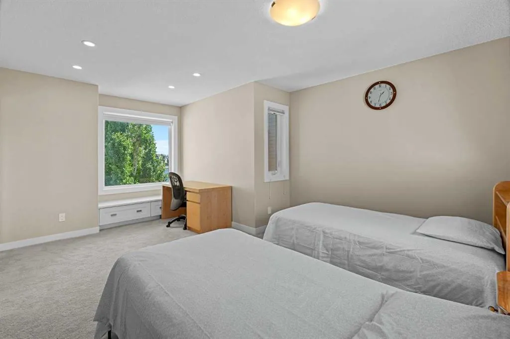 54 Auburn Sound Place SE