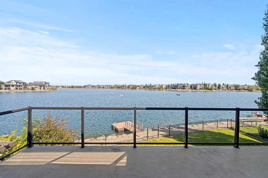 54 Auburn Sound Place SE