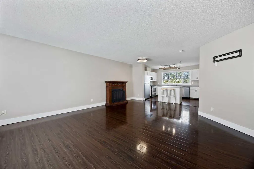 120 Prestwick Acres Lane SE