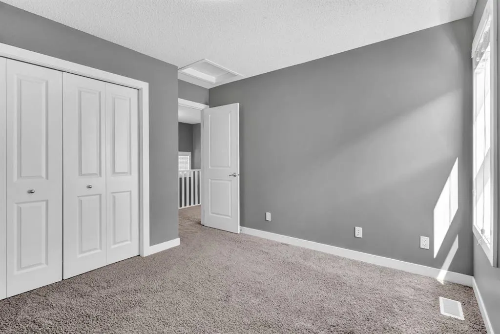 263 Chaparral Valley Way SE