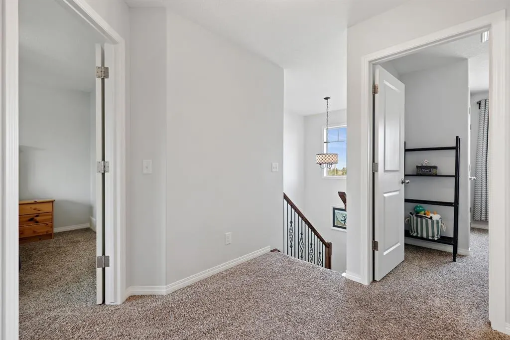 121 Wildrose Green