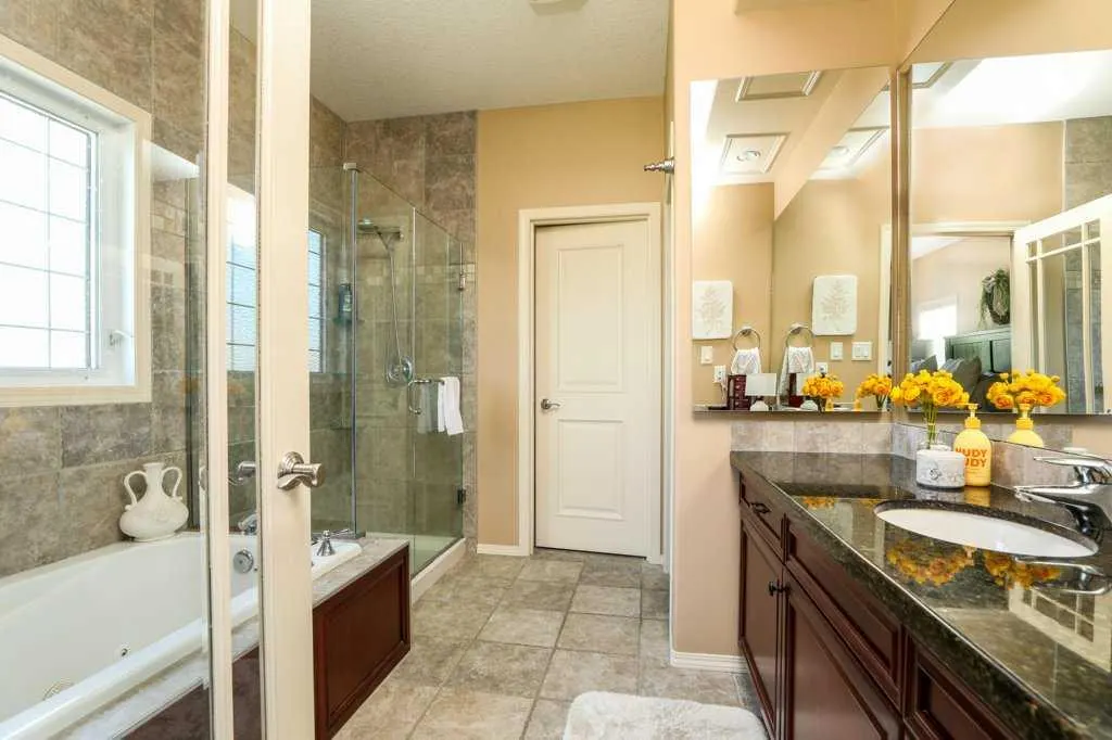 41 Fairmont Terrace S