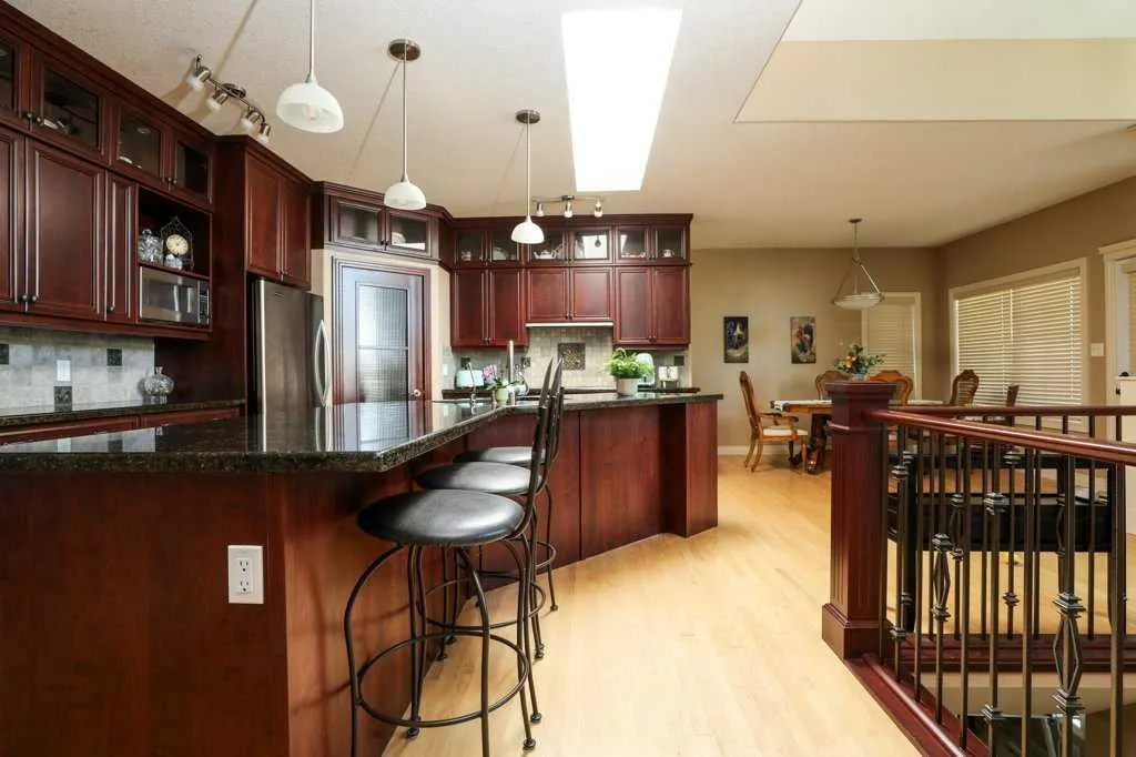 41 Fairmont Terrace S